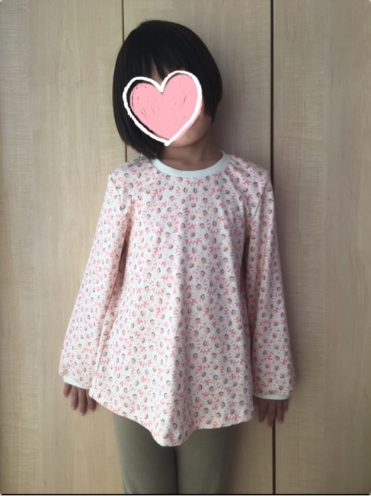 moo lien bichette　うしろフリルリボンＴ　１２０　着画