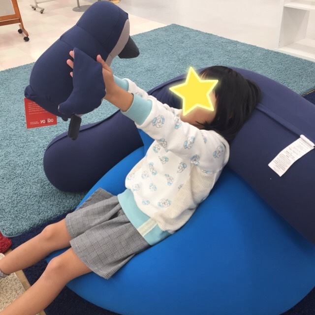 フレアワンピース＆カットソー　カットソー　１３０　カメリア　着画１