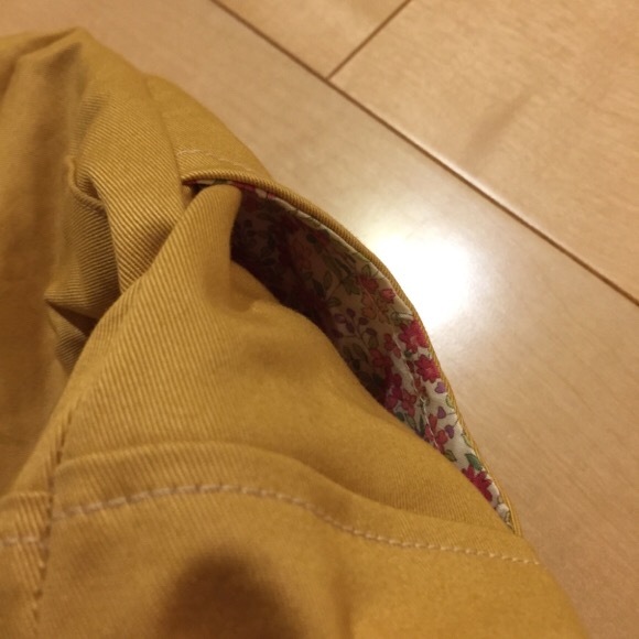 クロップドパンツ