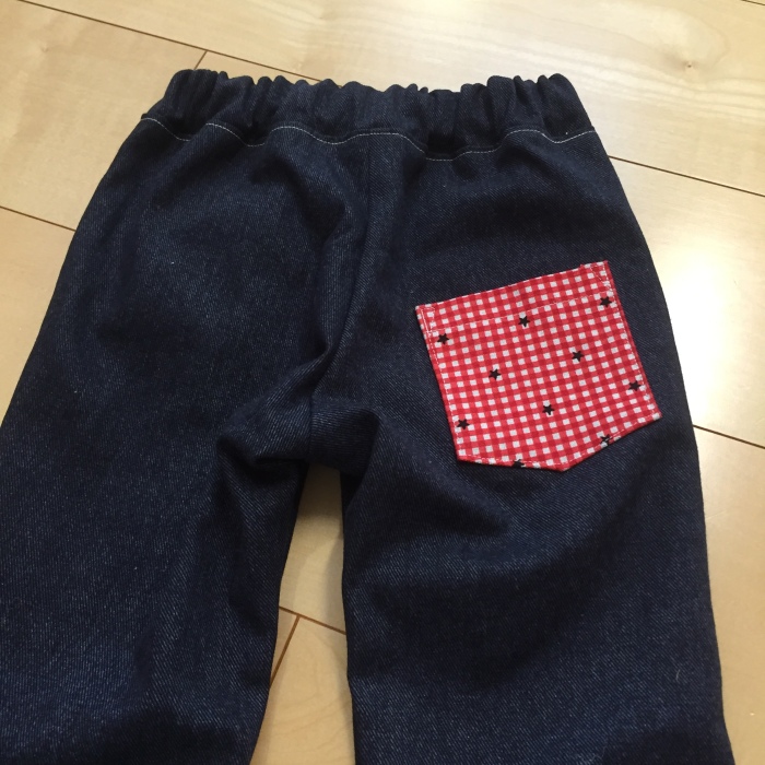 かわいいキッズの定番パンツ　ストレートロングパンツ　toco.