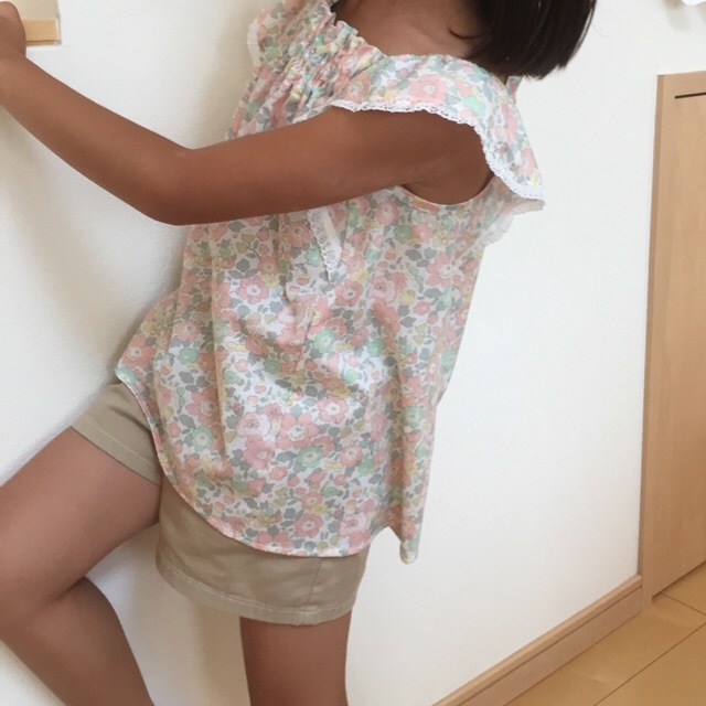 snuggle fledgeブラウス　１２０　着画